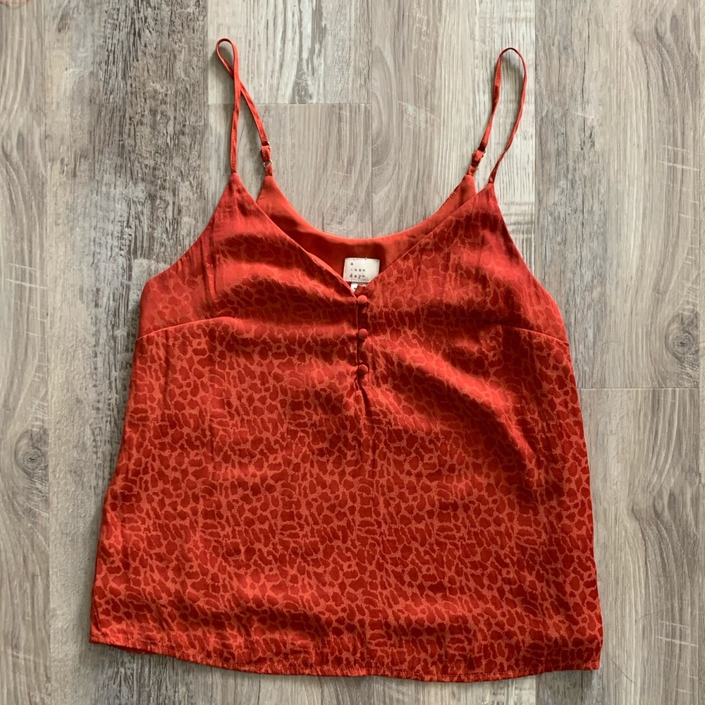 Button Down Tank